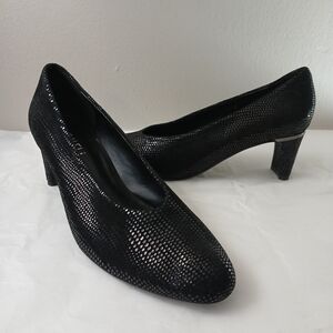 Vaneli Black Patterned Heels